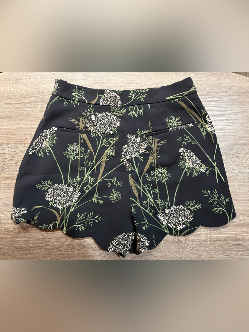 Wilfred Black Floral Scalloped Hem Skort - Picture 6 of 9